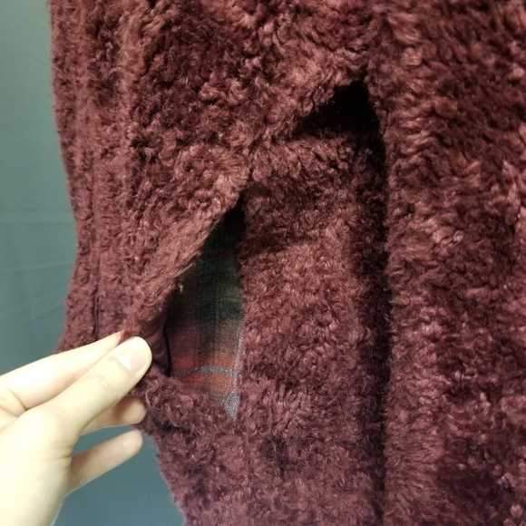 Pendleton Cranberry Wine Cozy Soft Fuzzy Teddy Bear Zip Sweatshirt Small - Picture 3 of 8